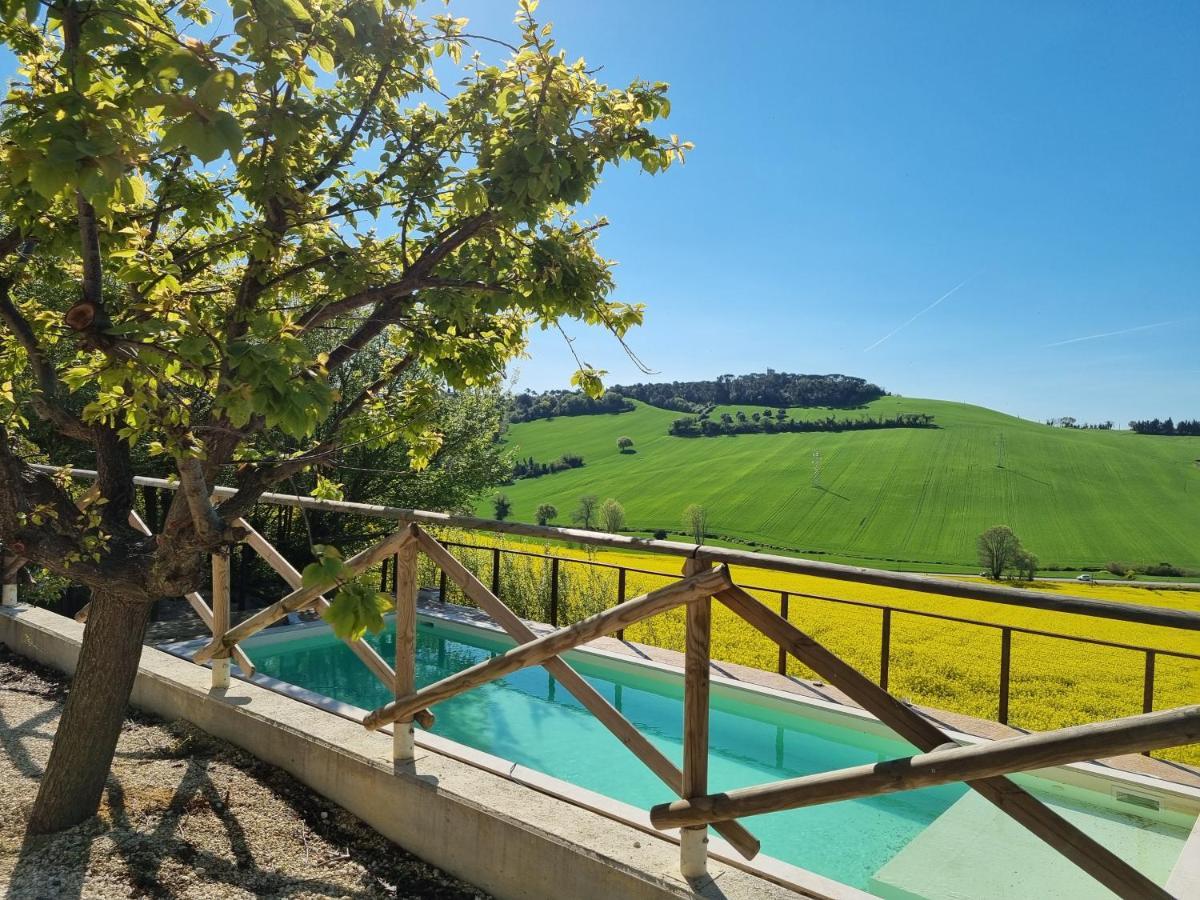 B&B Ceresà - Country House Loreto Extérieur photo